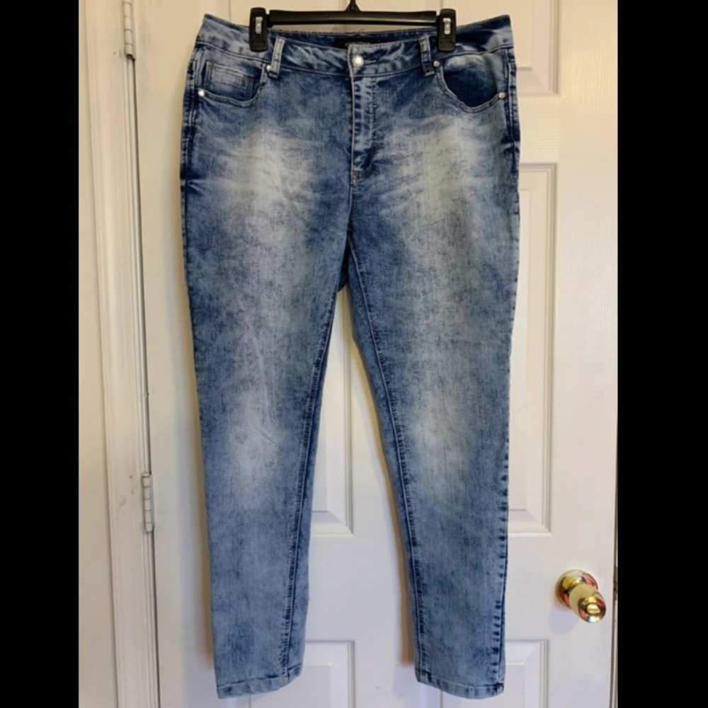 Ashley Stewart Jeggings size 14